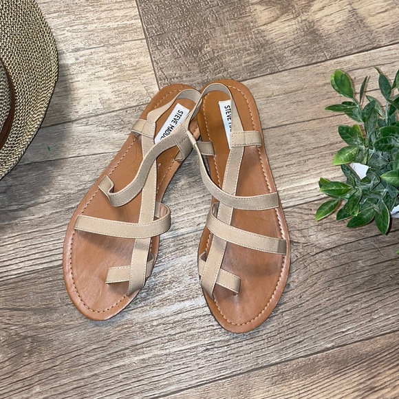 Steve Madden Flexie Sandals - Picture 1 of 5